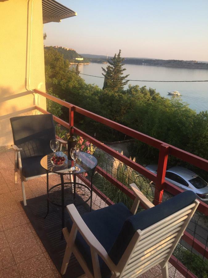 Apartman Cvenkica Omišalj المظهر الخارجي الصورة